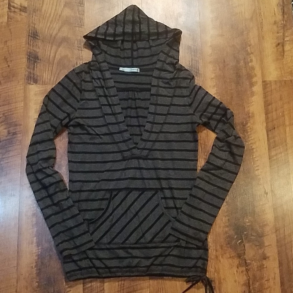 Maurices Black & Gray Top